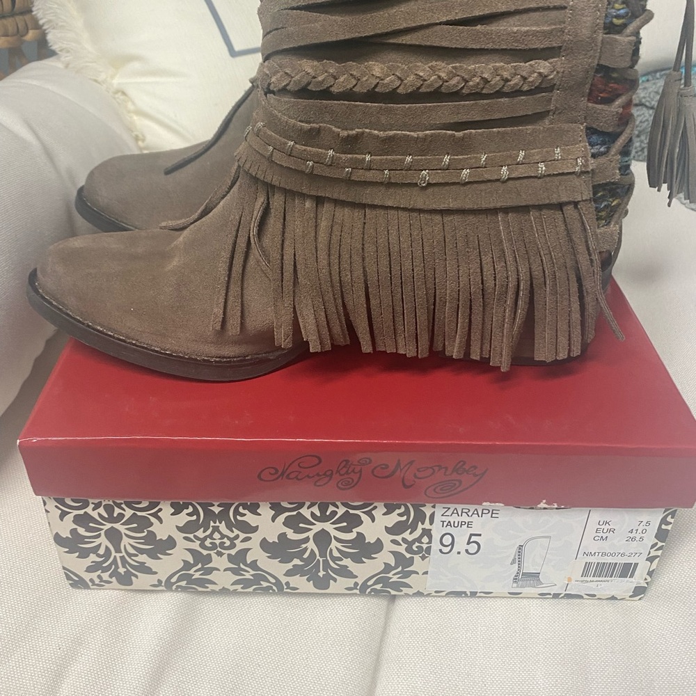 Naughty Monkey Suede Fringe Boots. Brown Suede.